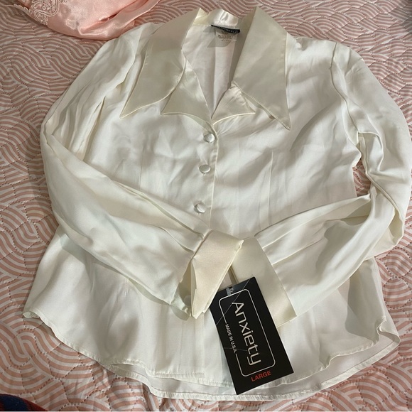 ANXIETY Vintage Sheplers made  USA 
Snap Button  Shirt blouse tops Size L satin - Picture 10 of 15